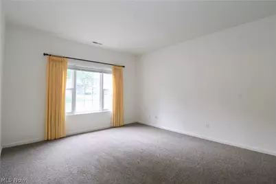 5645 Clingan Road #7B, Struthers, OH 44471 - Photo 13