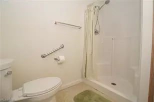 5645 Clingan Rd, Struthers, OH 44471 - Photo 25