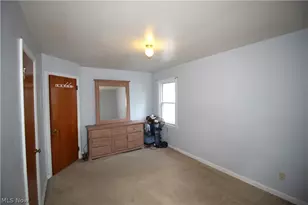 346 Walworth Ave, Euclid, OH 44132 - Photo 15