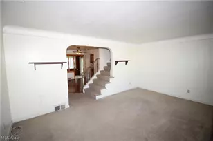 346 Walworth Ave, Euclid, OH 44132 - Photo 9