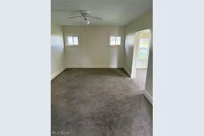 823 Marie Avenue, Akron, OH 44314 - Photo 9