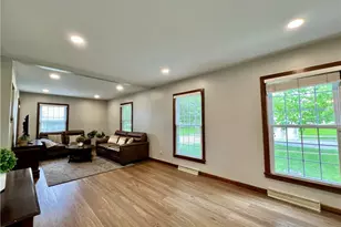 2352 26th St, Cuyahoga Falls, OH 44223 - Photo 3