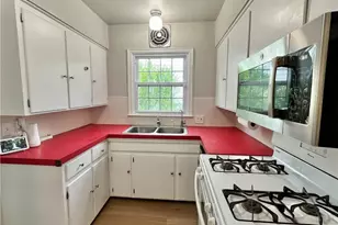 2352 26th St, Cuyahoga Falls, OH 44223 - Photo 7