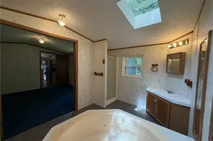 8 Hawaiian Dr, Madison, OH 44057 - Photo 23