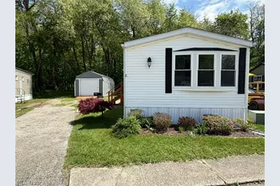 8 Hawaiian Drive, Madison, OH 44057 - Photo 1