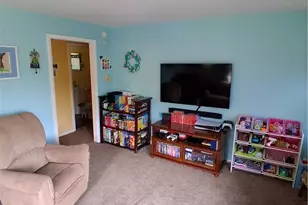 68490 Elm St, Bridgeport, OH 43912 - Photo 9