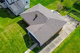 273 Lovers Ln, Steubenville, OH 43953 - Photo 3