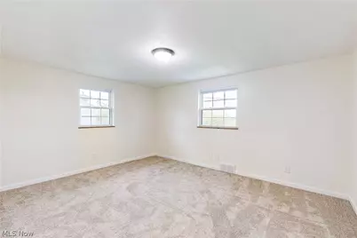273 Lovers Lane, Steubenville, OH 43953 - Photo 21