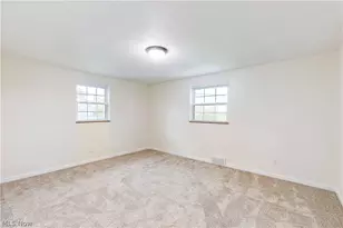 273 Lovers Ln, Steubenville, OH 43953 - Photo 21