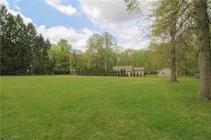804 Crestview Dr, Boardman, OH 44512 - Photo 5