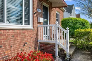 1617 Fruitland Ave, Mayfield Heights, OH 44124 - Photo 3