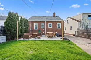 1617 Fruitland Ave, Mayfield Heights, OH 44124 - Photo 39