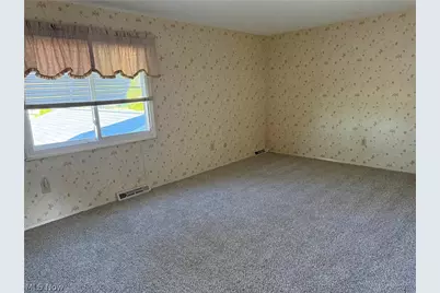 19281 Idlewood Trail, Strongsville, OH 44149 - Photo 7