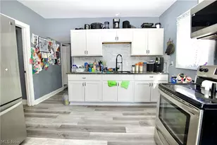 3404 W 49th St, Loveland, OH 44102 - Photo 9