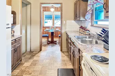 253 N Salem Warren Road, North Jackson, OH 44451 - Photo 9