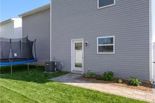 460 Auld Farm Cir, Akron, OH 44320 - Photo 5