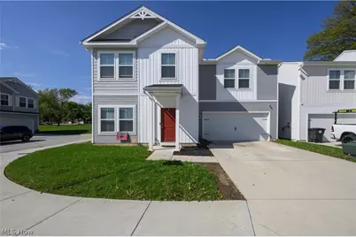 460 Auld Farm Circle, Akron, OH 44320 - Photo 1