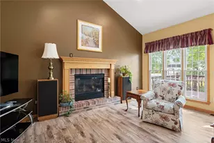 212 Brown St, Wellington, OH 44090 - Photo 9