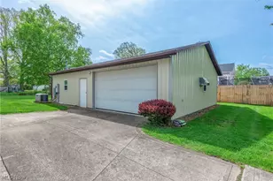 212 Brown St, Wellington, OH 44090 - Photo 41