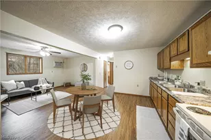 8140 Southwood Dr, Garrettsville, OH 44231 - Photo 5