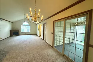 216 Village Ct, Columbiana, OH 44408 - Photo 11