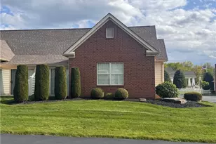 216 Village Ct, Columbiana, OH 44408 - Photo 5