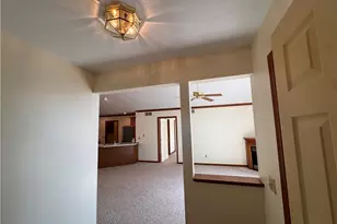 216 Village Ct, Columbiana, OH 44408 - Photo 33