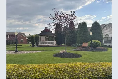 216 Village Court, Columbiana, OH 44408 - Photo 23