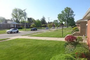 2488 Dale Ave, Rocky River, OH 44116 - Photo 3