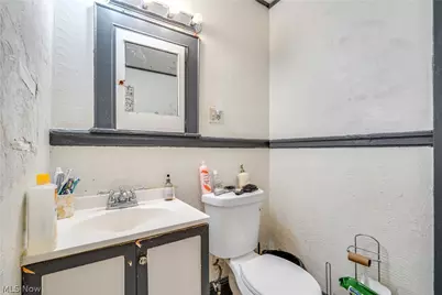 7800 Guthrie Avenue, Loveland, OH 44102 - Photo 17