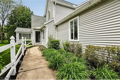 566 Queens Court, Copley, OH 44321 - Photo 3