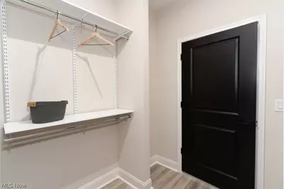 800 Colesbourne Circle, Uniontown, OH 44685 - Photo 23