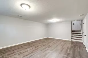 9331 Fairfield Dr, Twinsburg, OH 44087 - Photo 35