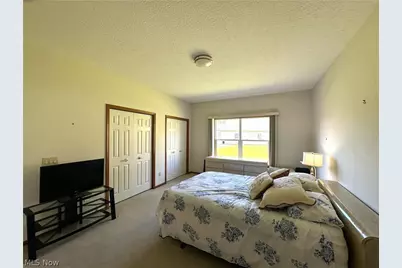 135 Village Drive, Green Hills, OH 44131 - Photo 15