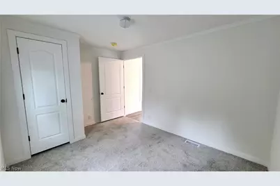9735 Chillicothe Road #10, Kirtland, OH 44094 - Photo 7