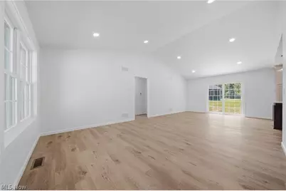517 Whitetail Trail NE, Canton, OH 44704 - Photo 21