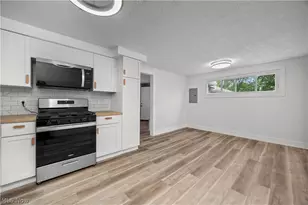 9868 Ridgewood Dr, Twinsburg, OH 44087 - Photo 13