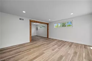 9868 Ridgewood Dr, Twinsburg, OH 44087 - Photo 17