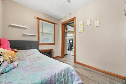 1043 Slosson Street, Akron, OH 44320 - Photo 25