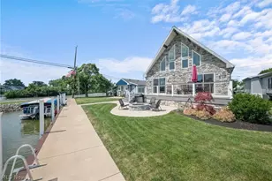 1531 N Compass Ave, Port Clinton, OH 43452 - Photo 5