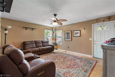 316 Hohman Avenue, Akron, OH 44319 - Photo 9