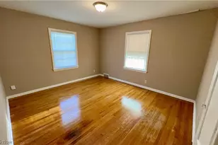 3638 Lindholm Rd, Huber Heights, OH 44120 - Photo 9