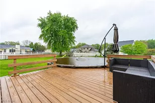 12219 Chestnut St NW, Canal Fulton, OH 44614 - Photo 35