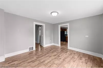 586 Newell Street, Painesville, OH 44077 - Photo 11