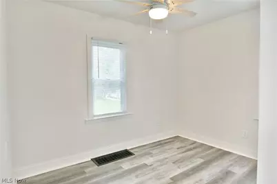 190 Bennett Court, Geneva, OH 44041 - Photo 21