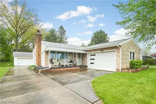 1730 Spring Valley Ave NW, Canton, OH 44708 - Photo 1