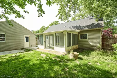 231 College Park Drive, Elyria, OH 44035 - Photo 5