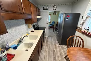 1939 Midway Ave NE, Canton, OH 44705 - Photo 11