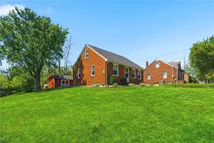 1437 Deville Ave NW, Canton, OH 44708 - Photo 23
