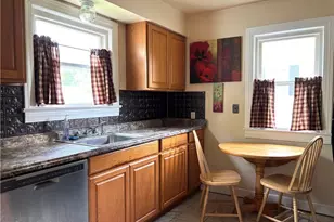 145 S Vine St, Columbiana, OH 44408 - Photo 15